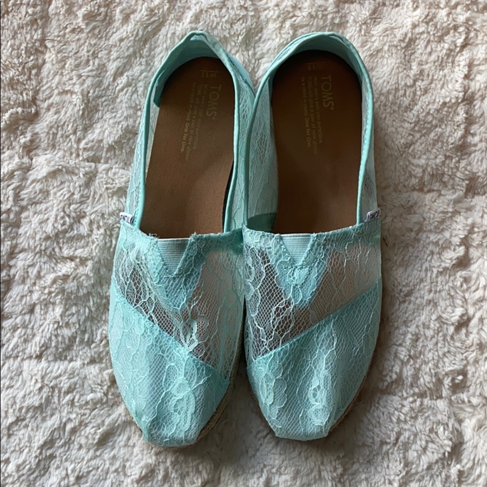 Toms size 11 lace worn once